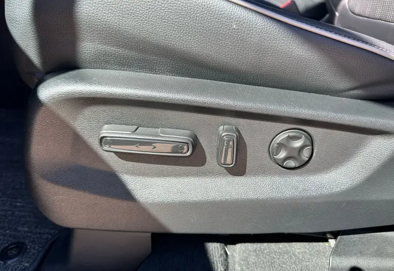 2023 Honda Odyssey Elite photo 14