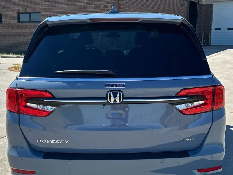 2023 Honda Odyssey Elite photo 6