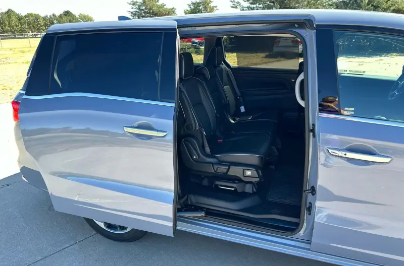 2023 Honda Odyssey Elite photo 37