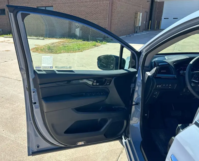 2023 Honda Odyssey Elite photo 11