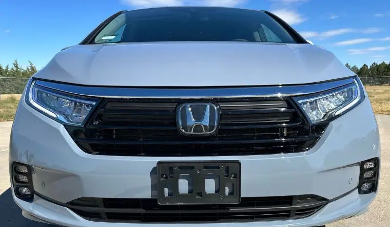 2023 Honda Odyssey Elite photo 9