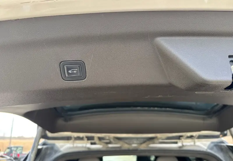 2021 Chevrolet Suburban photo 46