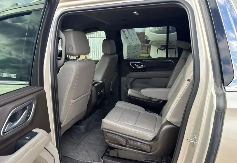 2021 Chevrolet Suburban photo 47