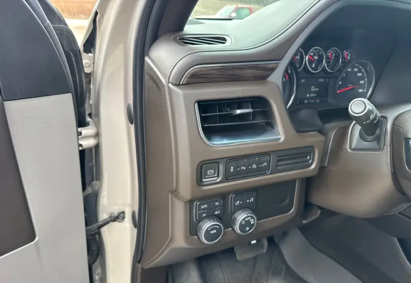 2021 Chevrolet Suburban photo 21