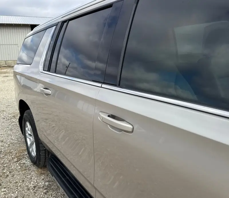 2021 Chevrolet Suburban photo 15