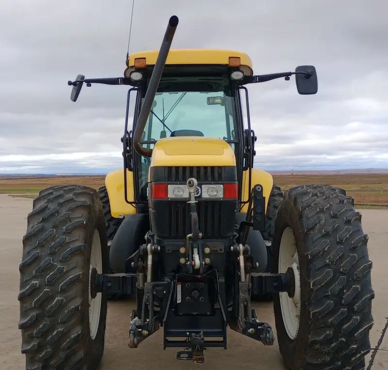 2014 New Holland TV6070 photo 2