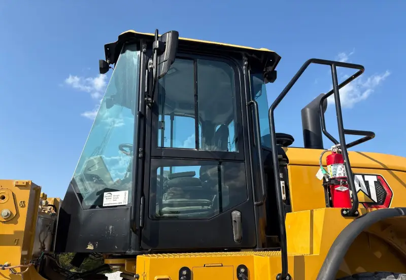 2022 Caterpillar 950GC photo 11