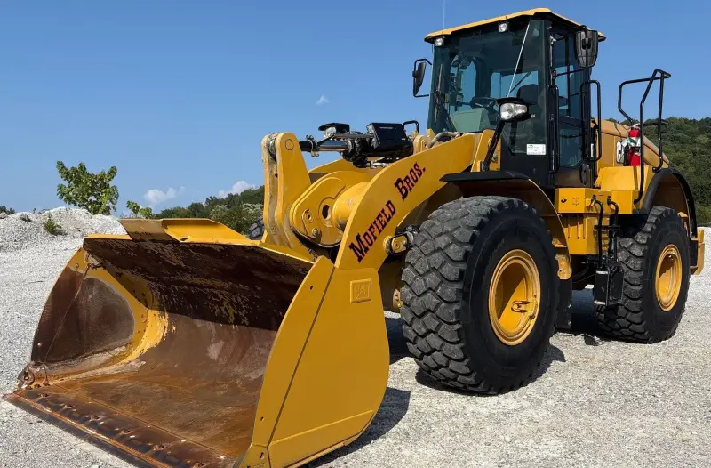 2022 Caterpillar 950GC photo 1