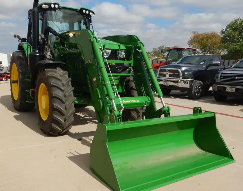 2022 John Deere 6155 photo 3
