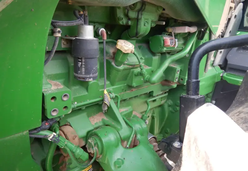 2013 John Deere 8285R photo 31