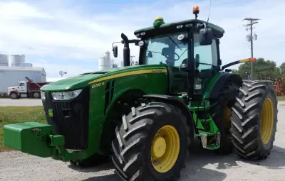 2013 John Deere 8285R
