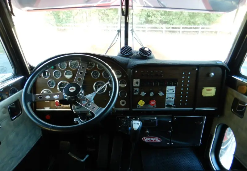 1987 Peterbilt 359 Classic photo 23