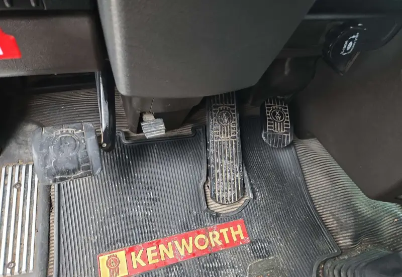 2019 Kenworth T800 photo 48