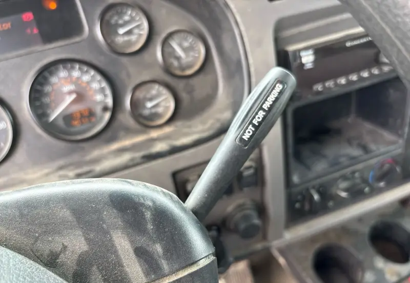 2018 Peterbilt 348 photo 44