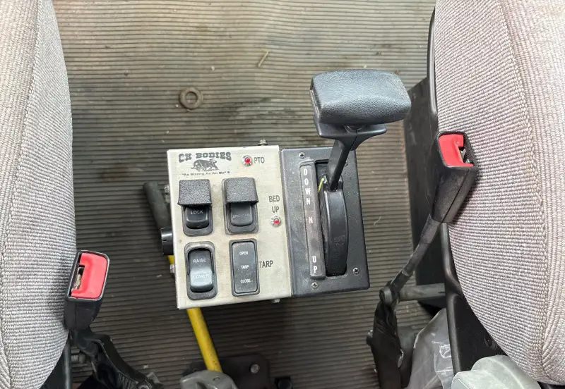 2018 Peterbilt 348 photo 45