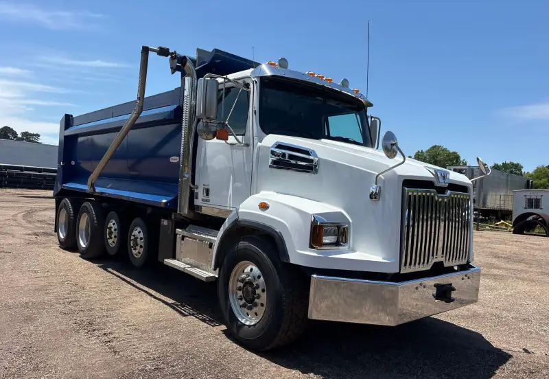 2023 Western Star 4700 photo 3