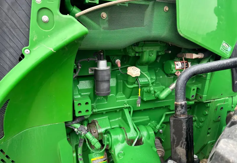 2012 John Deere 8285R photo 41