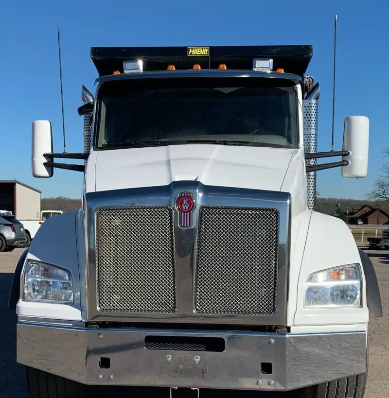 2016 Kenworth T880 photo 2
