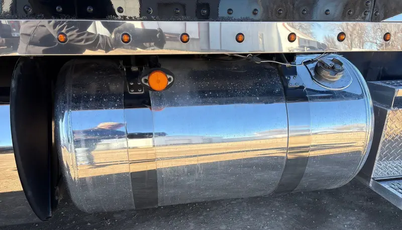 2022 Peterbilt 389 photo 59