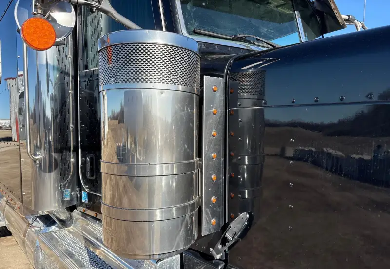2022 Peterbilt 389 photo 19
