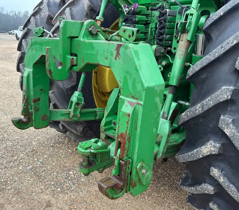 2011 John Deere 8335R photo 25