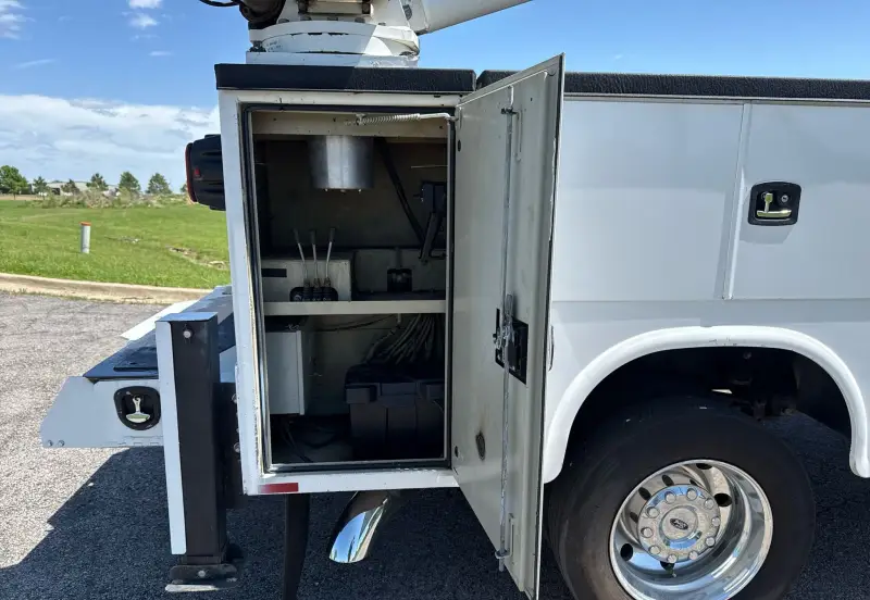 2019 Ford F550 Super Duty photo 28