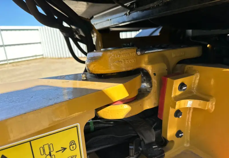2023 Caterpillar 908 photo 65