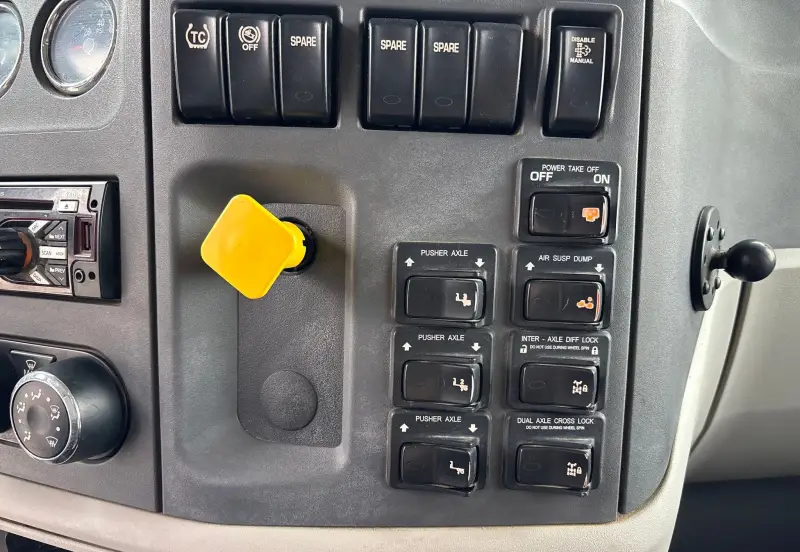 2019 Peterbilt 567 photo 52