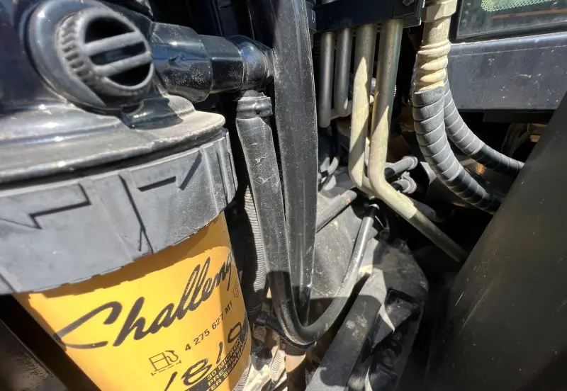 2005 Challenger MT665B photo 37