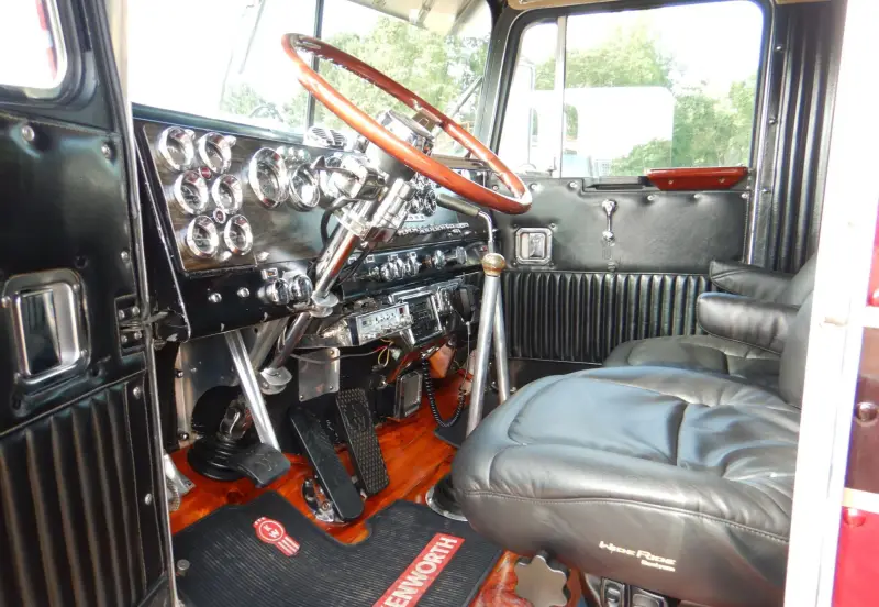 1981 Kenworth W900 photo 10