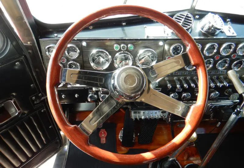 1981 Kenworth W900 photo 13