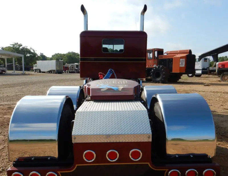 1981 Kenworth W900 photo 6