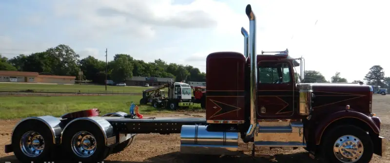 1981 Kenworth W900 photo 4