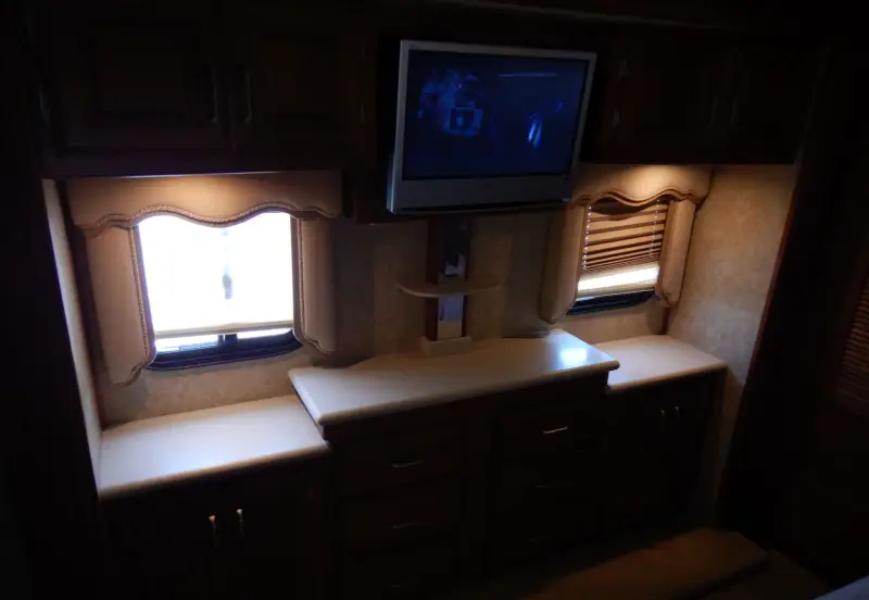 2006 Fleetwood American Tradition photo 47