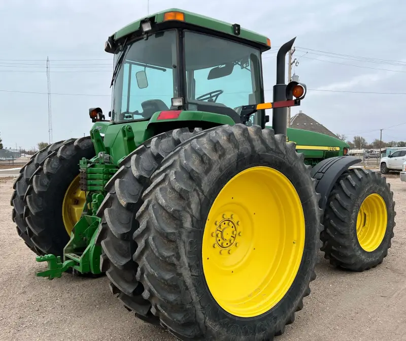 2000 John Deere 8410 photo 5
