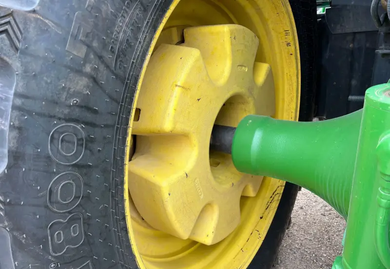 2000 John Deere 8410 photo 20