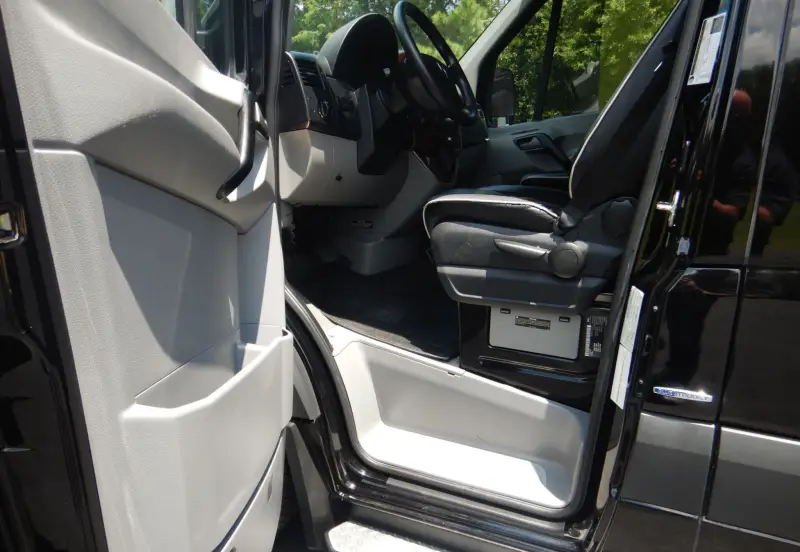 2015 Mercedes Benz Sprinter 3500 photo 11