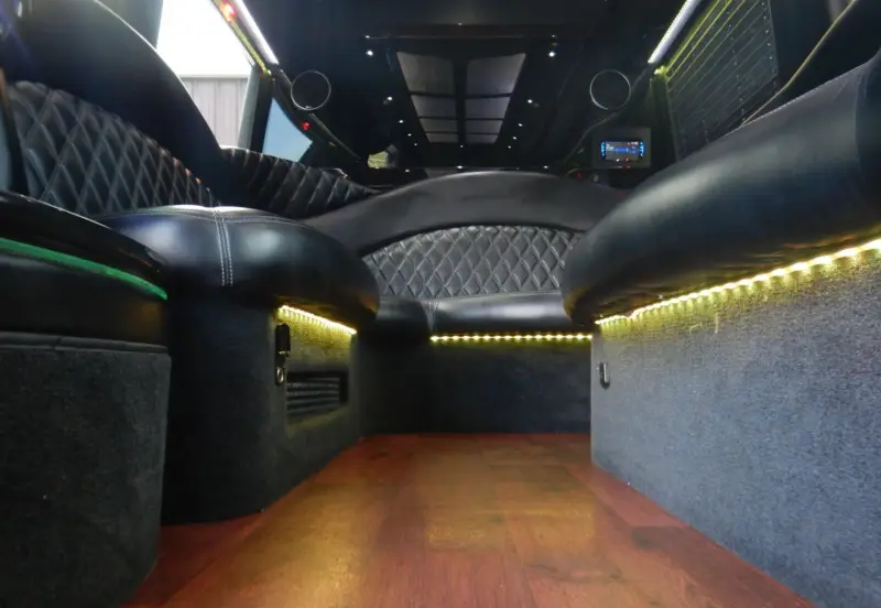 2015 Mercedes Benz Sprinter 3500 photo 39