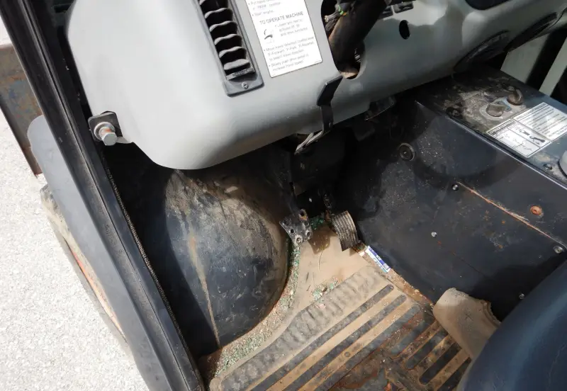 2012 Bobcat Toolcat 5600 photo 10