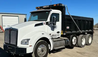 2021 Kenworth T880