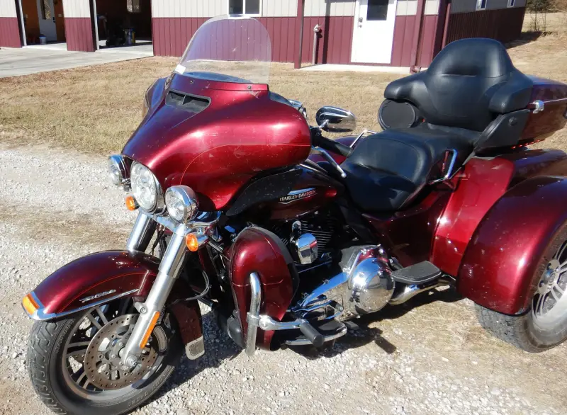 2015 Harley Davidson Tri-Glide Ultra Classic photo 9
