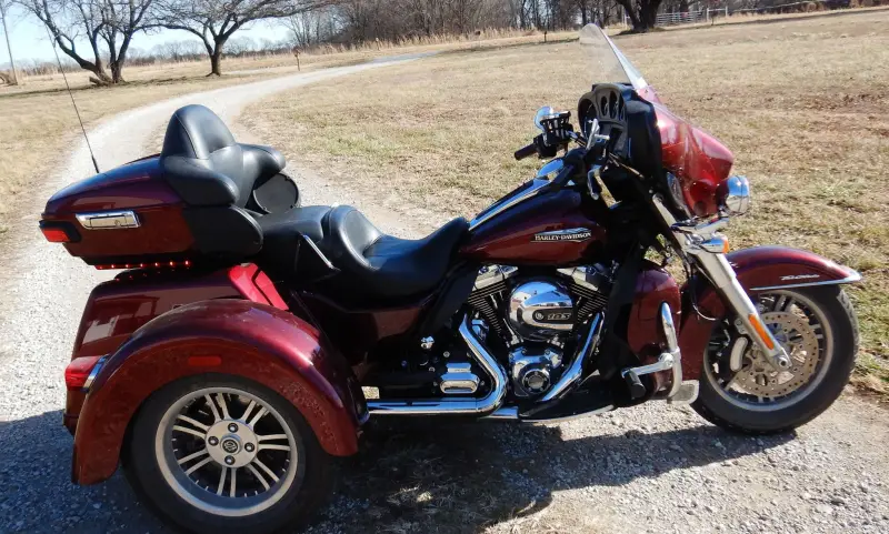 2015 Harley Davidson Tri-Glide Ultra Classic photo 4
